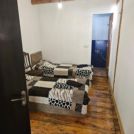 Guesthouse Svanuri Sakhli Ushguli Zewnętrze zdjęcie