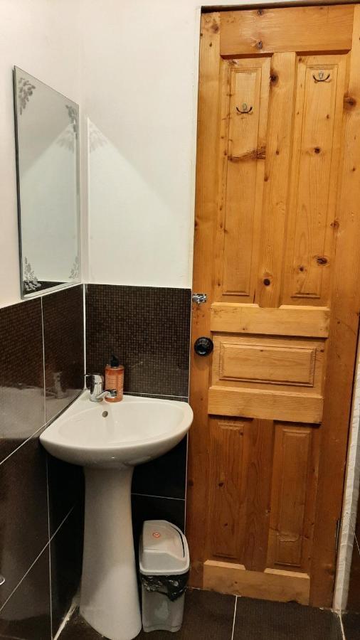 Guesthouse Svanuri Sakhli Ushguli Zewnętrze zdjęcie