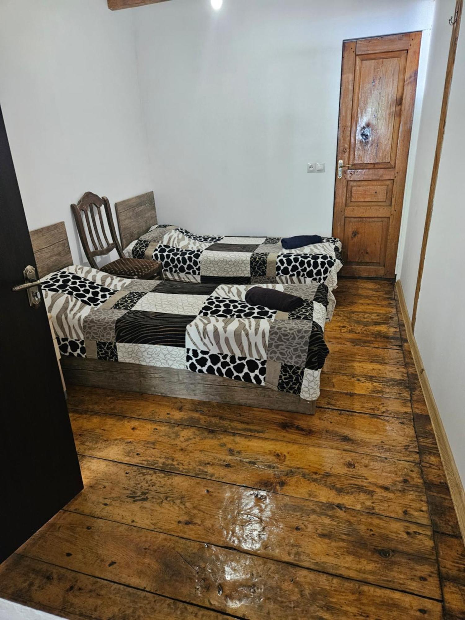 Guesthouse Svanuri Sakhli Ushguli Zewnętrze zdjęcie