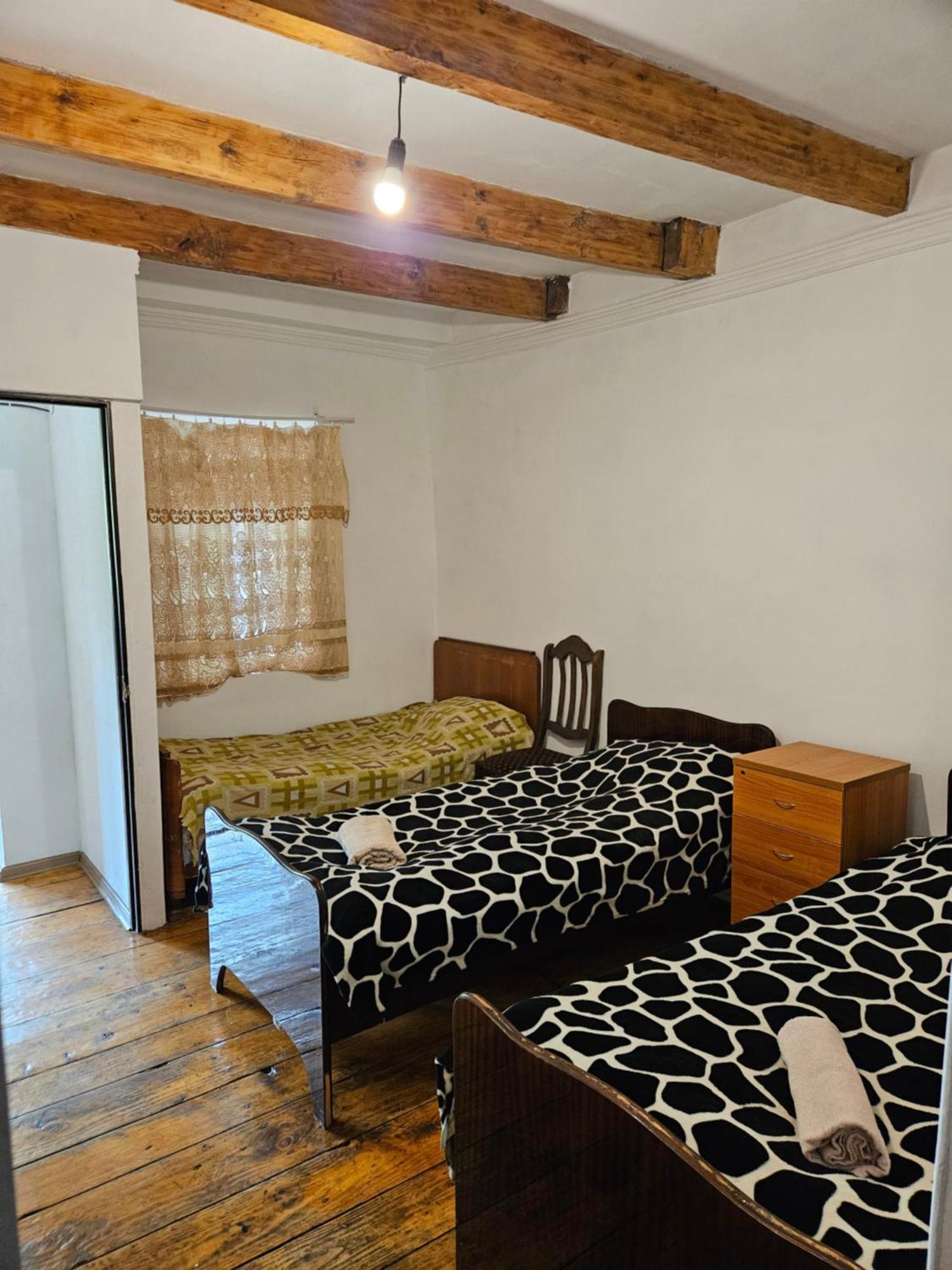 Guesthouse Svanuri Sakhli Ushguli Zewnętrze zdjęcie