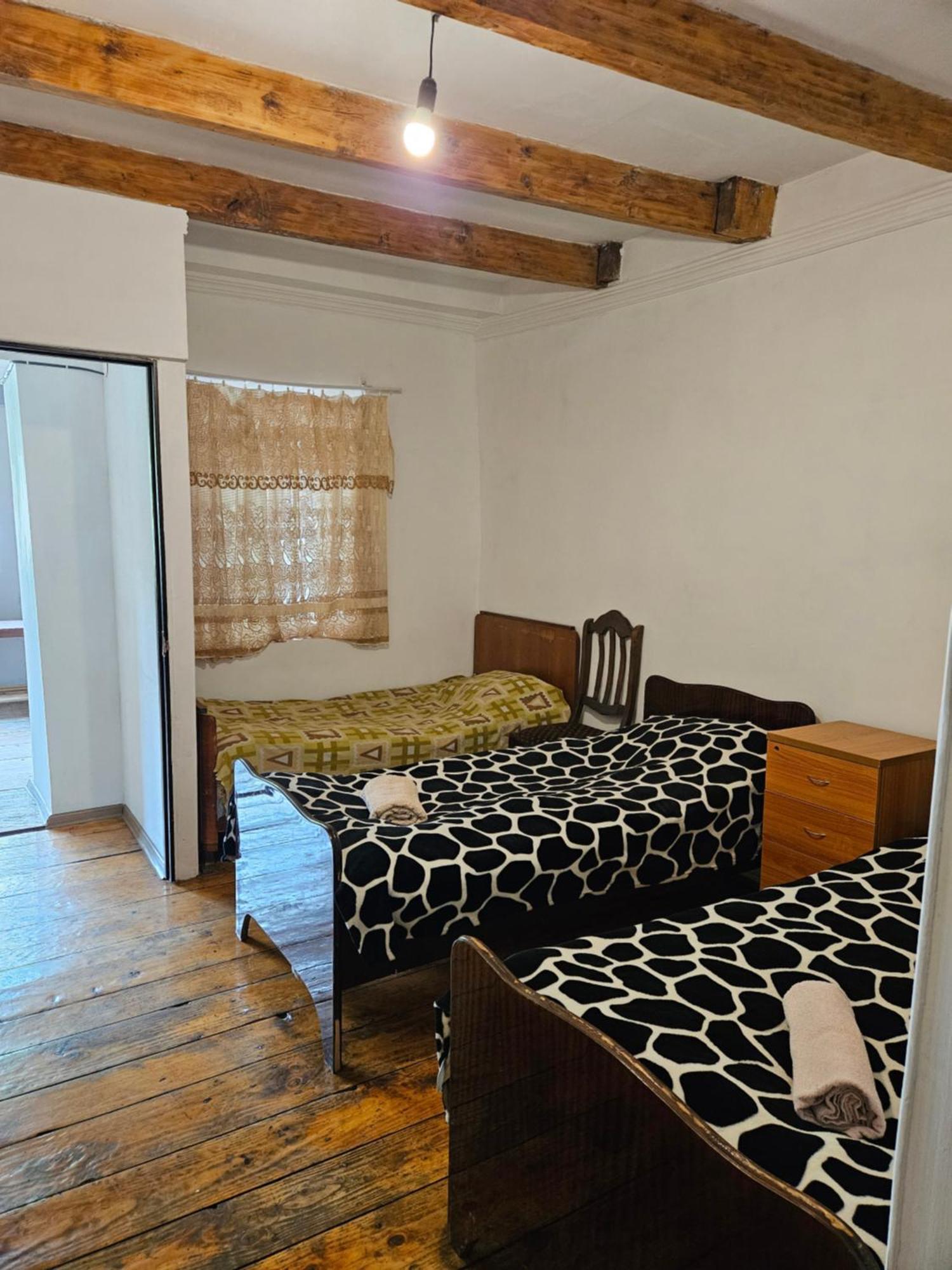 Guesthouse Svanuri Sakhli Ushguli Zewnętrze zdjęcie